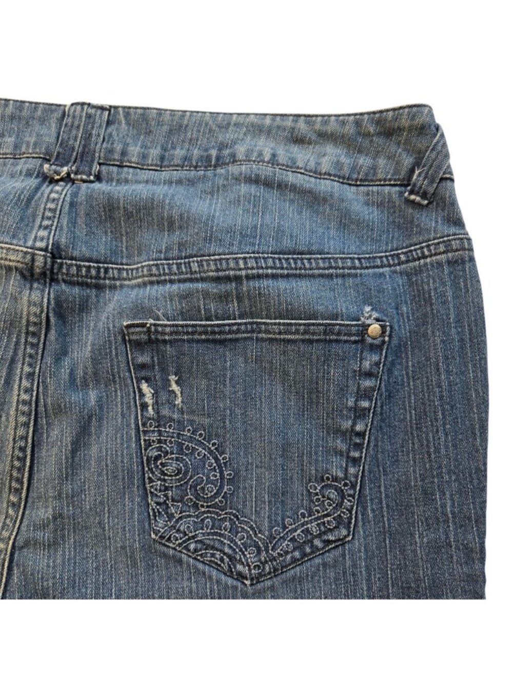 Lane Bryant Womens Embroidered Denim Jeans Distressed Medium Wash Size 20 Averag - Picture 10 of 16